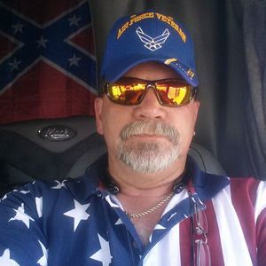 Meet your Posher, Moe